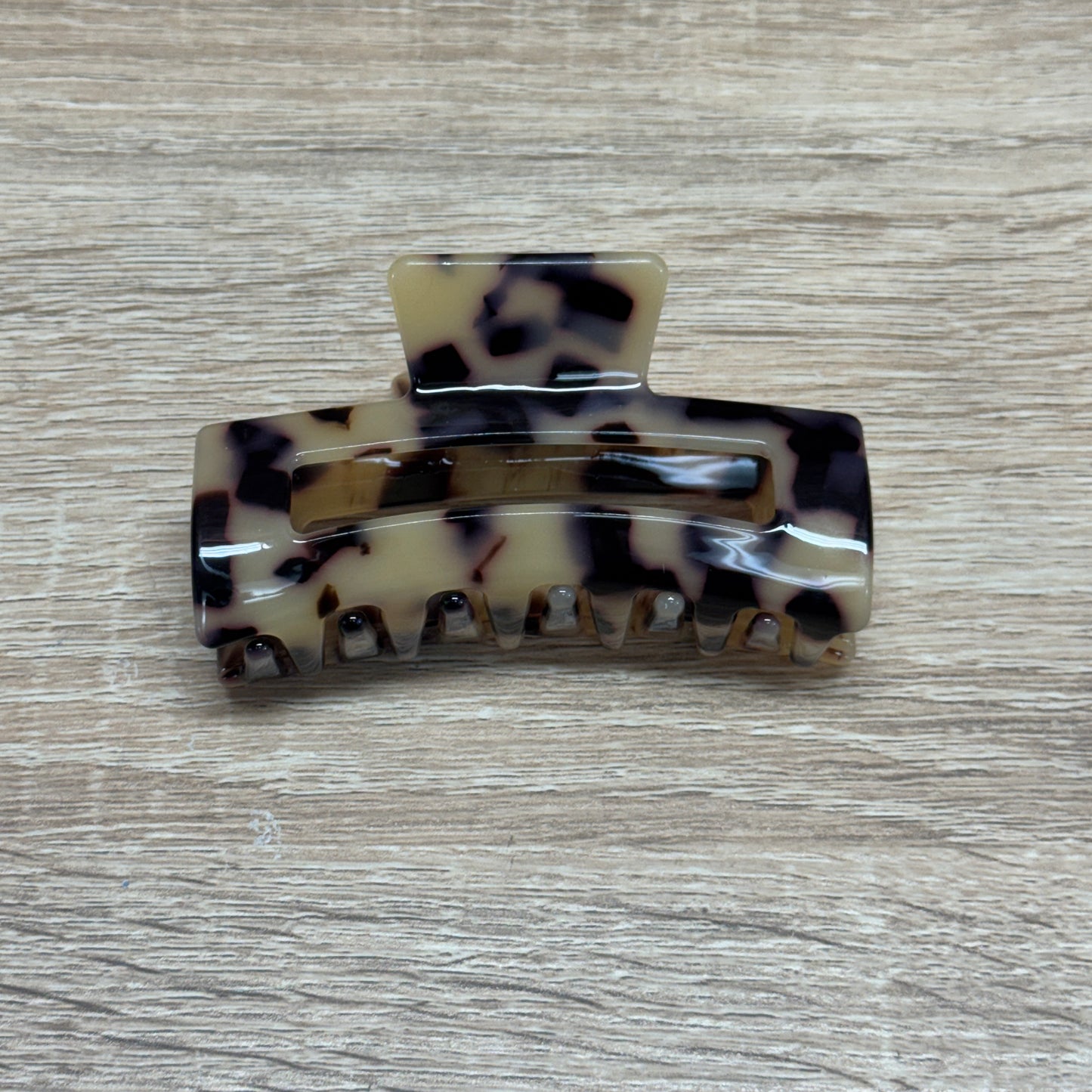 Acetate Hair Clip 3.5in - Black Cream