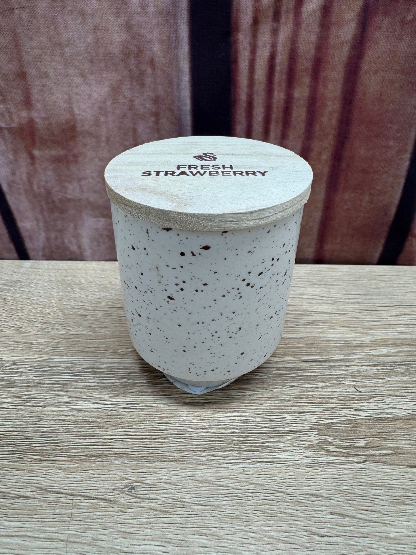 Swan Creek 4 oz - Fresh Strawberry