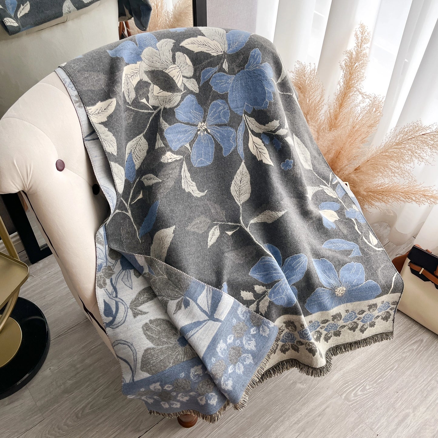 Reversible Wrap - Blue / Gray Vintage Floral