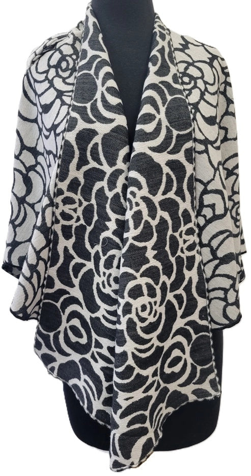 Reversible Short Loop Wrap - Black / White Nautilus
