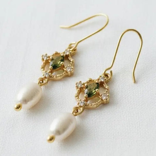 Dangle Earrings - Vintage-Inspired Green Gemstone