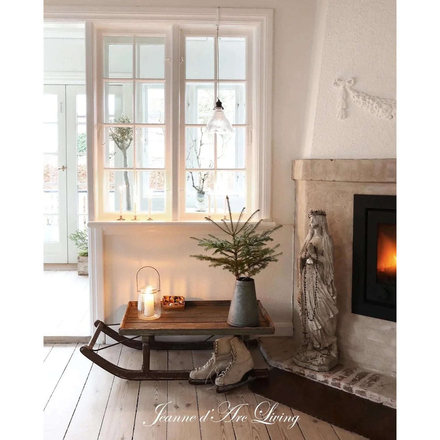 Jeanne D' Arc Living Magazine - 8th Issue 2025