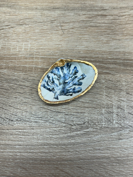 Decoupaged Clam Shell - Coral
