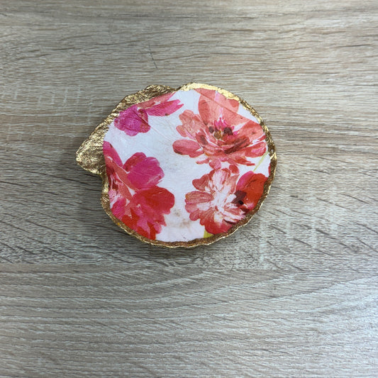 Decoupaged Scallop Shell - White Pink Roses