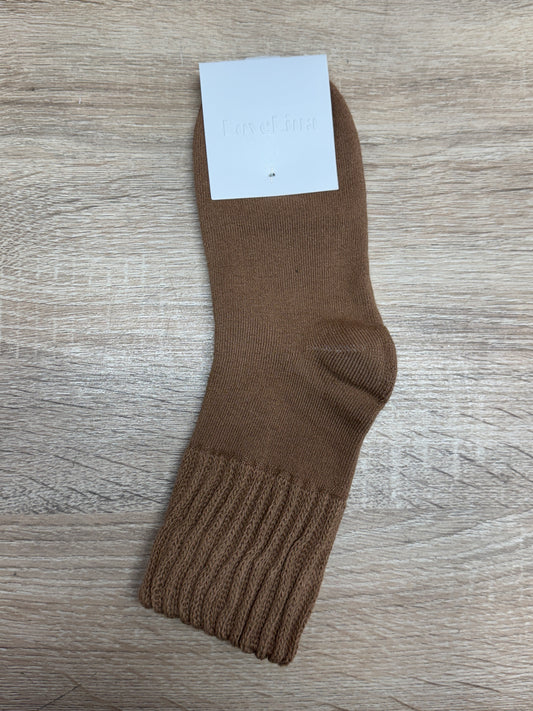 Chunky Knit Winter Essential Socks - Coffee