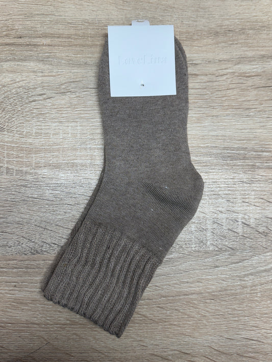 Chunky Knit Winter Essential Socks - Taupe