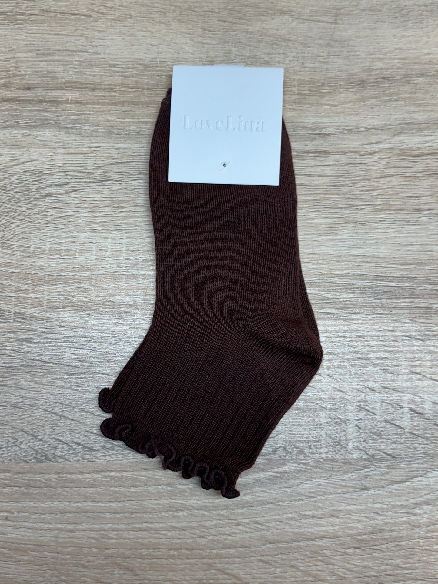 Soft Ruffle Ribbed Socks - Dark Brown
