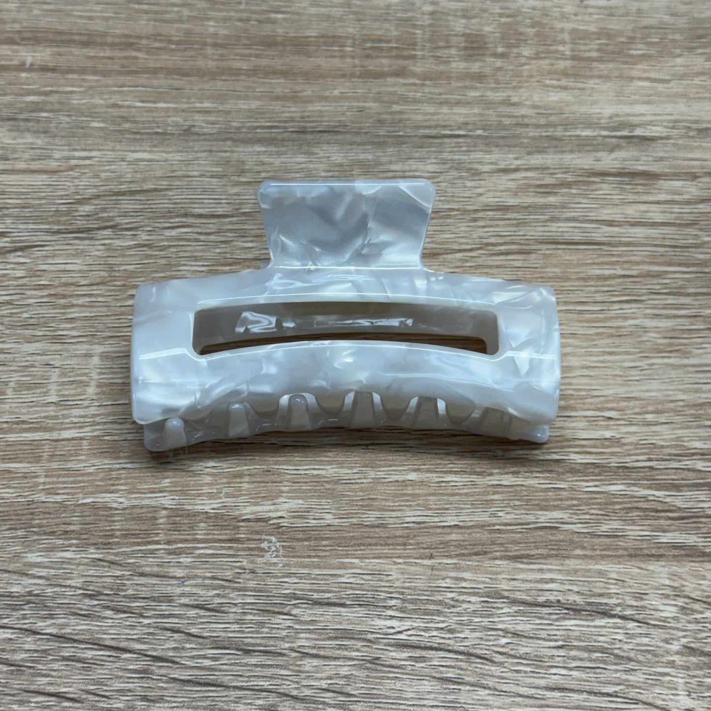 Acetate Hair Clip 3.5in - White