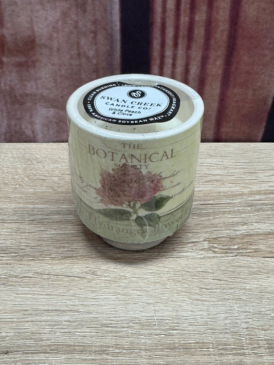 Swan Creek 4 oz - White Peach & Clove