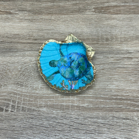 Decoupaged Scallop Shell - Turtle