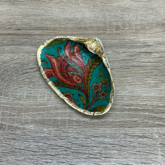Decoupaged Clam Shell - Paisley Flower