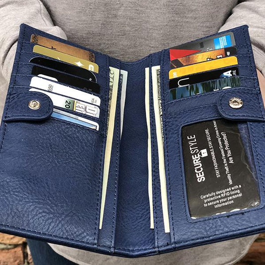 Melinda Wallet - White