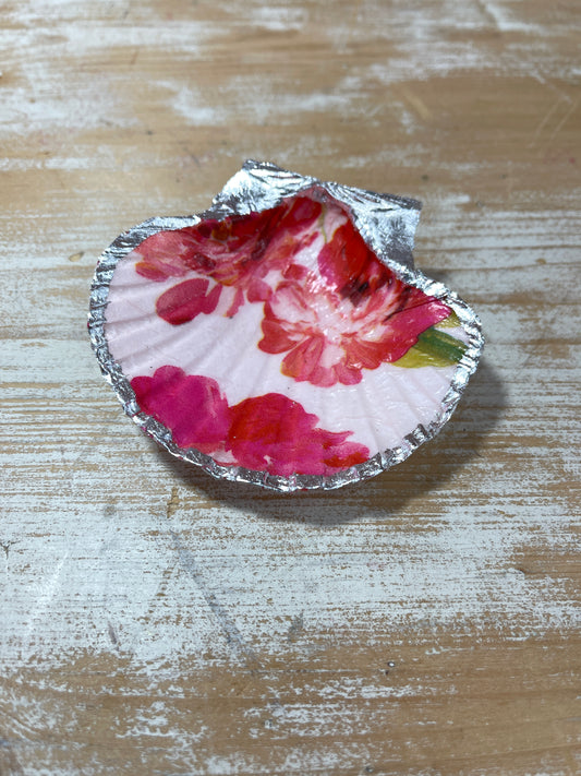 Decoupaged Scallop Shell - Pink Flower (Silver)