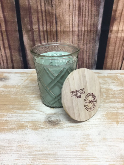Swan Creek 12 oz - Fresh-Cut Christmas Tree